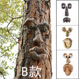 Drôle vieil homme arbre câlin jardin voyeur cour art extérieur arbre drôle vieil homme visage sculpture fantaisiste arbre visage jardin décoration Q081245U