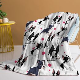 Couverture de chien de pug drôle mignon chien de pug avec design en oreilles en érection flanelle de la toison couture douce couverture douce pour le canapé de canapé chaise de canapé
