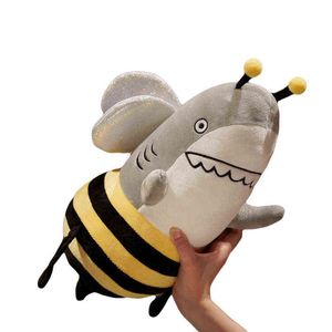 Grappige Shark Bee Cuddle Gevulde zachte haaien Bee Pop Ornamental Cushion Ldren Toys Birthday Christmas Gift J220729