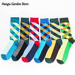 Drôle Style Hommes Femmes Divertidos Crew Chaussettes Mode Creative Intéressant Motif Géométrique Stripe Harajuku Coton Bas Hommes X0710