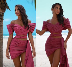 Fuschia Robes De Cocktail Gaine Courte Beade Col En V Plis Drapé Découpe Au-dessus Du Genou Longueur Robes De Bal Tenue De Soirée Robe De Club De Retrouvailles Sur Mesure