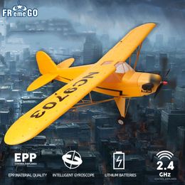 FX9703 J3 RC Airplane 2.4G 5ch J3 680 mm Wingspan 3D6G Système Glieur Epp mousse RC Aircraft Toys for Kids 240426