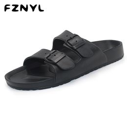 FZNYL hommes pantoufles EVA antidérapant extérieur plage tongs 2019 été chaussures décontractées diapositives noir sandale grande taille 40-46