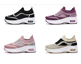 G-2115 Femmes Chaussures de course Sneakers Kingcaps Dhgate Boots Lawn Preppy Athleisure 2024 WOMAN