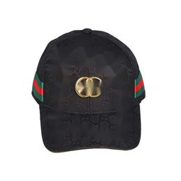 G Cap Designer Top Quality Hat Stingy Brim Style Casquette de baseball minimaliste avec petites lettres Haut de gamme Casquette quatre saisons pour hommes et femmes