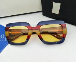G0178 Modelo estilo gafas de sol polarizadas5523140 Italia Importada Plank Case de placa de sol de glassos de sol enteras 1756293