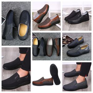 Gai Comfort Men Shoes Black Shoe Round Toe Party Outdoor Banquet Suits Men Business Talon Designer Shoe 38-50 Soft