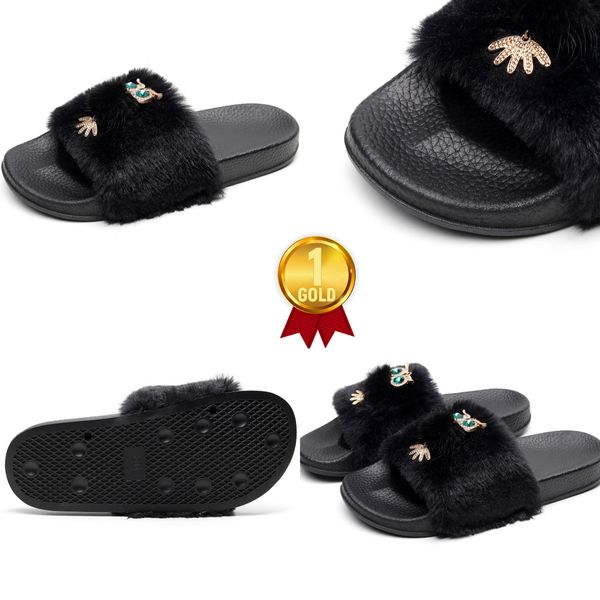 GAI Pantoufles de créateur Noir Gris Sandales à talons d'été pour femmes Qualité Mode Pantoufles en peluche Pantoufles imprimées Pantoufles plates Sandales plates classiques de plage 36-41