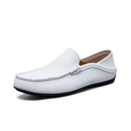 GAI Vestido Mocasines casuales de moda para hombre Mocasines Slip on Man Flats Cómodos zapatos de cuero para conducir para hombre Chaussure Homme Cuir 230403 GAI