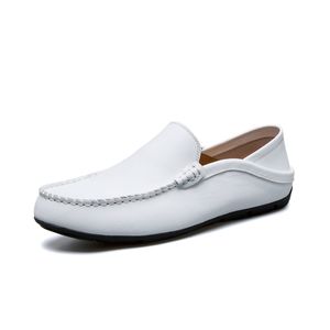 GAI Jurk Heren Casual Mode Loafers Mocassins Slip op Man Flats Comfortabele Mannelijke Rijden Lederen Schoenen Chaussure Homme Cuir 230403 GAI