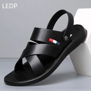 GAI voor Man Mode Outdoor Koreaans Echt Leer Indoor Huis Platform Mannelijke Strand Schoenen Casual Mannen Sandalen in Zomer 240119 GAI