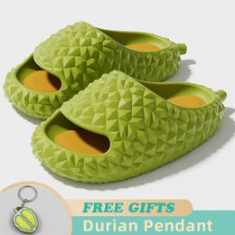 Zapatillas GAI divertidas con diseño Durian, plataforma inferior gruesa de verano para mujer, zapatillas para exteriores suaves antideslizantes para baño, zapatos para hombre 230414 GAI