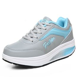 GAI GAI Jurk Schoen Sneakers Mode Gevulkaniseerd Hoge Kwaliteit Flats Wandelplatform Plus Size Zapatillas Mujer 230412
