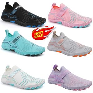 GAI GAI Nieuwe Mannen Water Aqua Schoenen Vrouwen Zwemmen Sneakers Op blote voeten Sandalen Strand Waden Flats Unisex Ademend Sneldrogend Schoeisel GAI