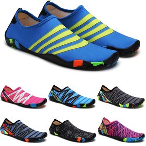 GAI GAI Chaussures d'eau Chaussures d'eau Femmes Hommes Slip On Beach Wading Pieds Nus Chaussures de Natation à Séchage Rapide Respirant Baskets de Sport Légères Unisexe 35-46 GAI-21