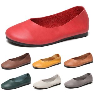 Gai hommes femmes chaussures décontractées entraîner triple noir blanc rouge jaune violet vert pêche violette rose rose baskets trente7