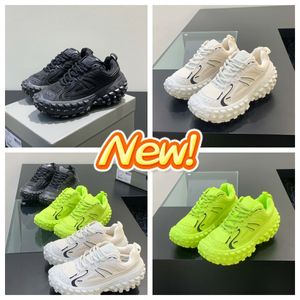 GAI zapatos deportivos casuales de moda de suela gruesa para hombres neumáticos para correr neumáticos fluorescentes suela gruesa con cordones zapatillas de deporte reflectantes para caballero de gran tamaño 2024