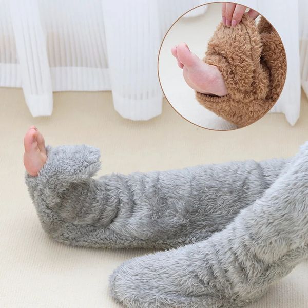 Guêtres Jambières moelleuses Bas Hiver Chaud Genou Jambe Couverture Maison Sur Genou Chaussettes Épais Laine Fuzzy Lit Sommeil Longs Pieds Chaussette Pantoufles 231124