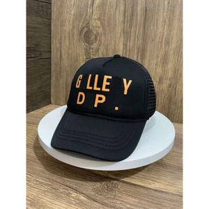 Galerie du chapeau de luxe pour hommes Galerie Galerie Ball Caps gp graffiti lettrage décontracté incurvé Brim Baseball Cap Mens Womens Letters Printing Hat 9718