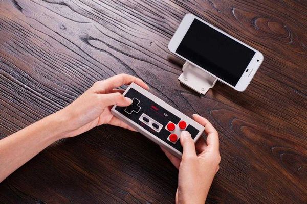 Controladores de juego Joysticks 8BitDo N30 Gamepad inalámbrico Controlador Bluetooth Compatible con Android MacOS Steam Window HKD230831