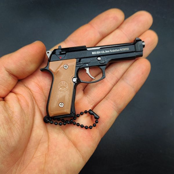 Game Survival Model Beretta 92f Gun Toys Metal Pendant Keychain Alloy Pistol Toy Gun Minion Model Collection Toy Boy Birthday Gifts 025