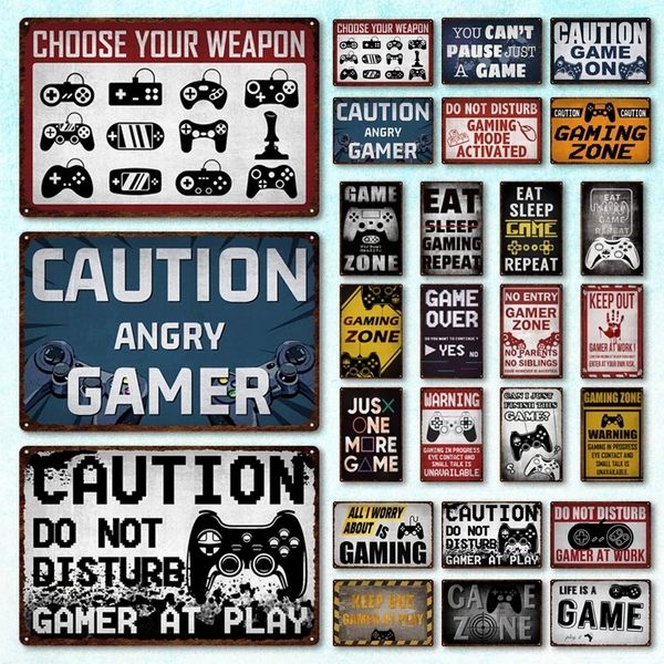 Game Zone Tin Sign Metal Signs Vintage Gamer Art Decor Work Warning for Home House Club Game Room Man Cave Wall Décoration de la maison personnalisée Tin Signs Taille 30X20CM w01