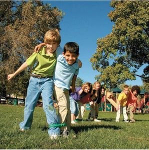 Jeux jeux de plein air Jouets Deux personnes Pied à trois pattes Cordes attachées Enfants Coopération Formation personnes âgées soins enfants