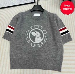 Gaoding TB2024 Camiseta bordada de cachorro de primavera/verano yb emblema