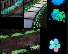 Décorations de jardin 100 pcs Glow dans les pierres sombres Pebbles Rock pour aquarium Fish Tank Garden Decor1955788