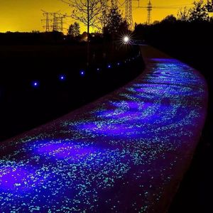 Decoraciones de jardín 1000 piezas Piedras luminosas que brillan en las rocas oscuras para la decoración Patio al aire libre Césped Camino Guijarro Pecera Acuario Decoración 230422