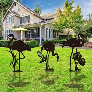 Décorations de jardin 1PC Flamingo Fer Whited Iron Art Sculpture Métal de poussière avec un tarif pour la maison de la cour à la maison Décoration extérieure