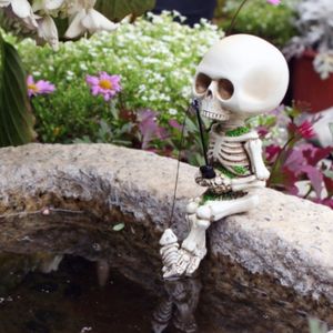 Décorations de jardin 1pc crâne pêche figurine multifonction bureau drôle Halloween squelette artisanat fournitures intérieure extérieure cour fête décor 230822