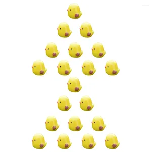 Décorations de jardin 20 pcs chiens en peluche enfants petit poulet jaune ornement figurines décoratives poussins miniatures statue figurines bébé PVC