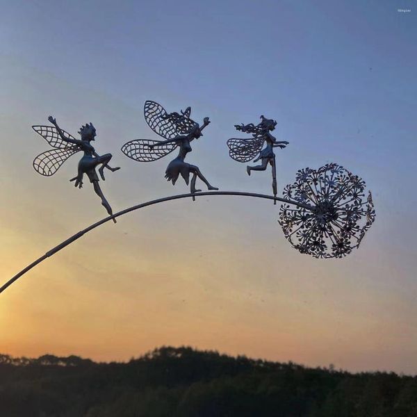 Décorations de jardin 2023 Pixies Fairy Crafts Sculptures Stake Fées et pissenlits Danse Paysage Métal Pelouse tridimensionnelle décorative