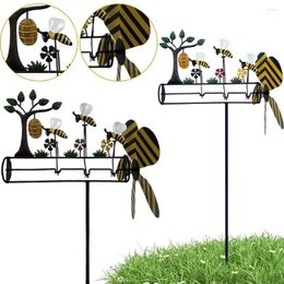 Décorations de jardin 3d Animal Bee Met Metal Whirligig Wind Spinner Trees Little Bees Ornement Art Art Stage pour la pelouse en plein air