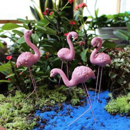 Décorations de jardin 4pcs Résine Flamingo Decoration Artificial Animal Sculpture Patio