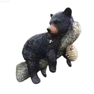 Décorations de jardin Black Bear Cub Sieste Statue Hanging Out Arbre Résine Figurine Animal Décor Pour Intérieur Extérieur Cour Jardin Haie L230715