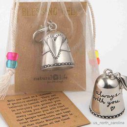 Décorations de jardin Blessing Bell Friends Are Angels Ornement Angels By Your Side Tiny Silver Bell for Friend or Loved Hanging Decorations R230613