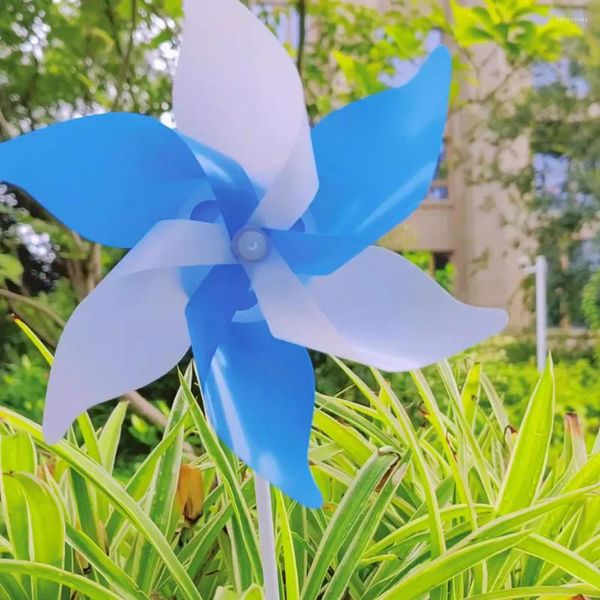 Décorations de jardin Colorful Wind Moulin de bureau décor de décoration de coups de crèche ornements roues de bureau pour école primaire en plastique