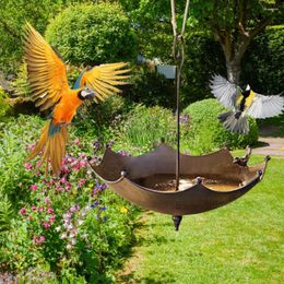 Decoraciones de jardín Pájaro creativo en forma de paraguas a través de comederos salvajes para el alimentador de baño en forma de paraguas de metal al aire libre para la decoración