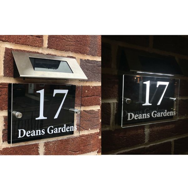 Décorations de jardin Numéros de panneau de porte personnalisés Plaques de signe de maison Lumière solaire Porte Acrylique Fond de panier en aluminium 230923