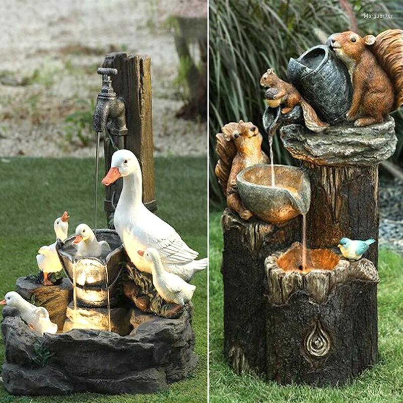 Tuindecoraties Duck Squirrel Zonne -Power Resin Patio Fountain Design met LED Light Gardening Supplies Outdoor