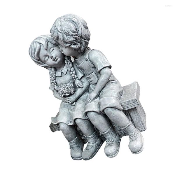 Décorations de jardin Girls Boy Ornements résine Craft Kissing Figures Simulation Maison de créneaux Cadeau décoration Home Toys