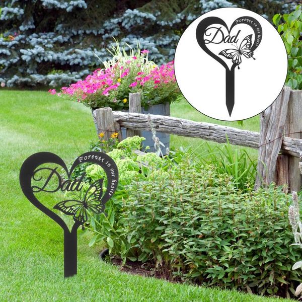 Decoraciones de jardín, estacas para tumbas, adornos de Metal en forma de corazón, cementerio, letreros conmemorativos de hierro, emblemas de madre