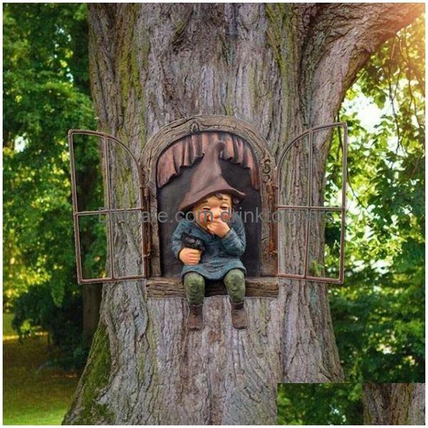 Décorations de jardin Naughty Gnome Statue Elf Out The Door Tree Her Home Yard Decor Werv 230506 Drop Livraison Patio Pelouse Dhjlx