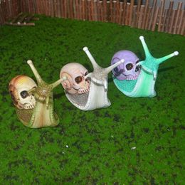 Tuindecoratie Producten In Allerheiligen Hanger Skelet Slak Sculptuur Halloween Woninginrichting Decoratie Hars Handgemaakt Ambachten 231017