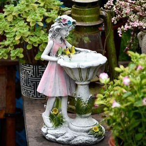 Tuindecoraties Resin Angel Figuur Sculpture Ornamenten Home Outdoor Flower Fairy Girl Solar Decor Villa Courtyard Micro Landscape Crafts