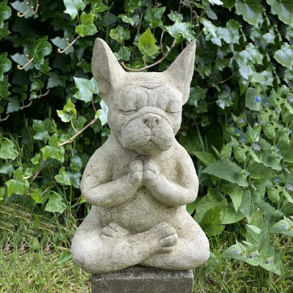 Décorations de jardin Statue de chien Zen Bouddha Méditation Bulldog Résine Méditant Français Décor assis 230422