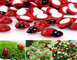 Garden Fairy Figurine Decor Miniatuur kunstmatige houten kever cartoon mini zeven sterren Ladybug Moss Micro Landscape Art Decoration6761279