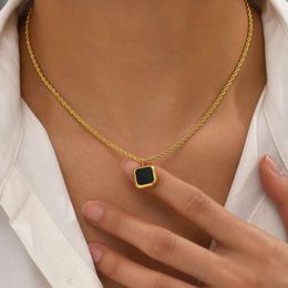 GD Fine Jewelry – colliers en acier inoxydable plaqué or pour femmes, pendentif carré en pierre d'agate noire, Design minimaliste